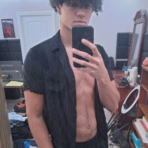 Forever 21 Mens Black Shirt